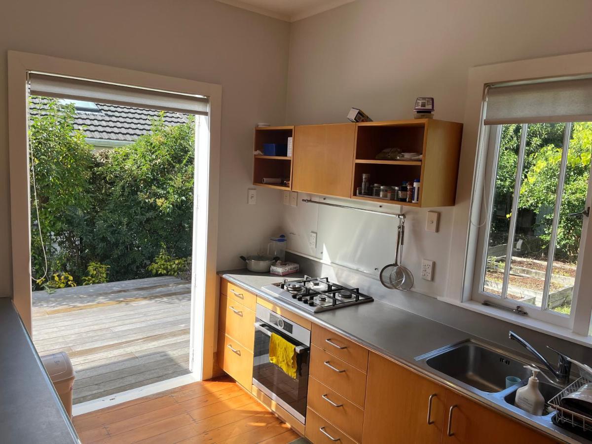 Bayswater Homestay Auckland Exterior photo