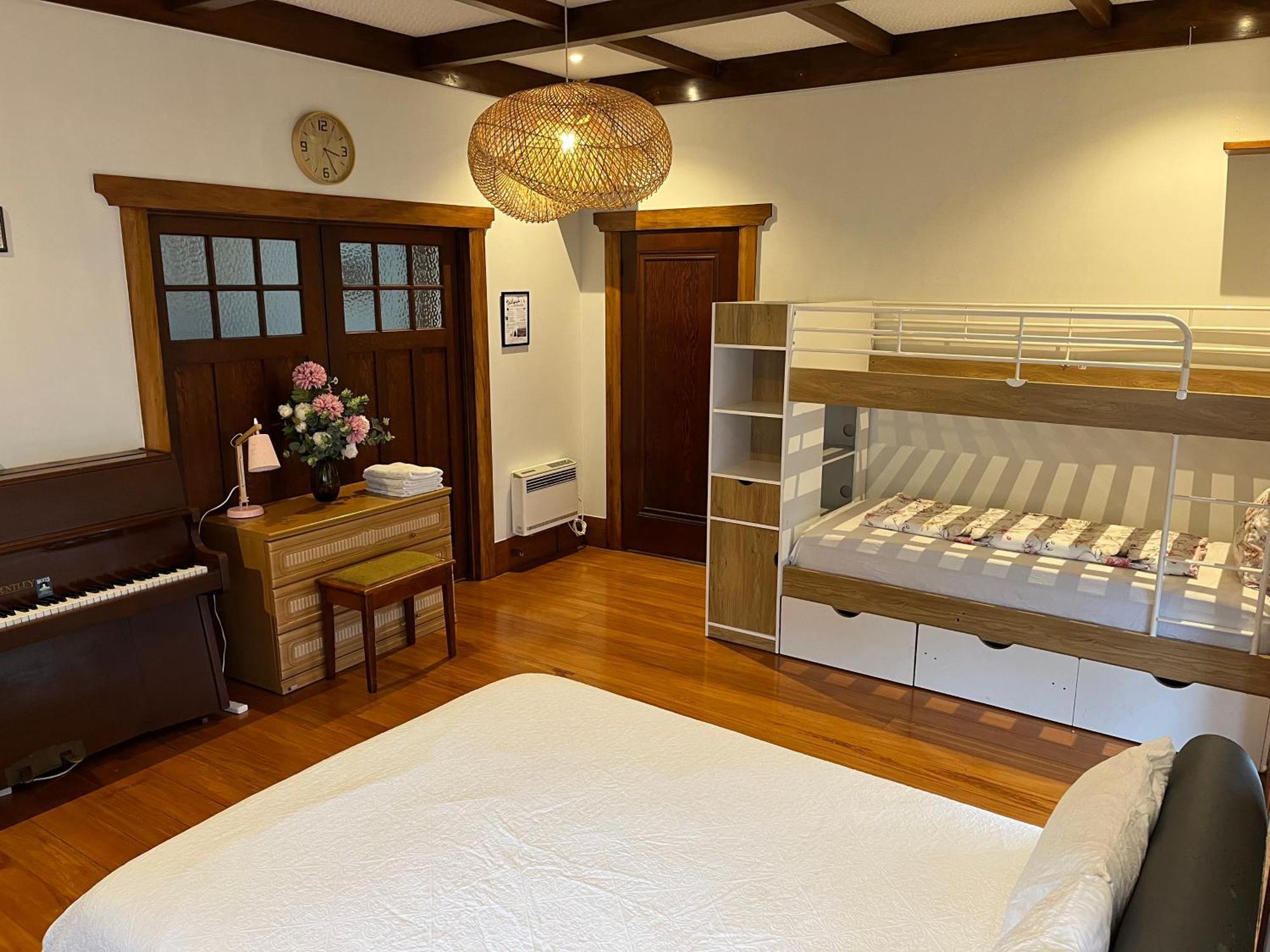 Bayswater Homestay Auckland Exterior photo